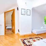 Vakantiehuis Clay House Banya (Burgas)